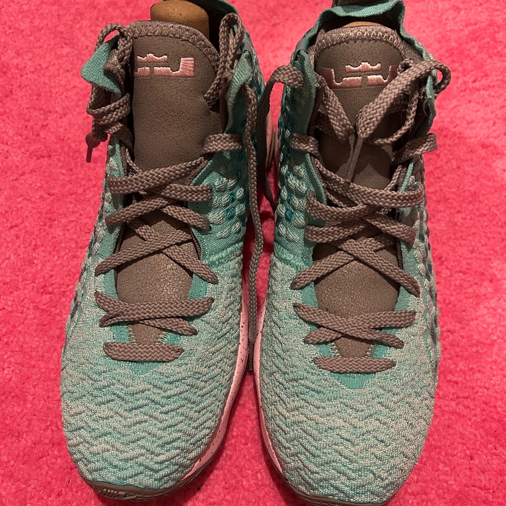 LEBRON XVII(GS)